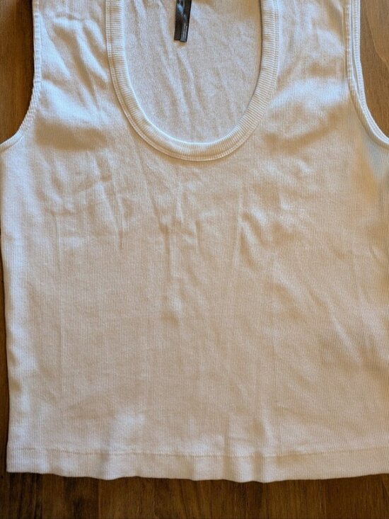 Tops - White Ribbed Scoop Neck Tank